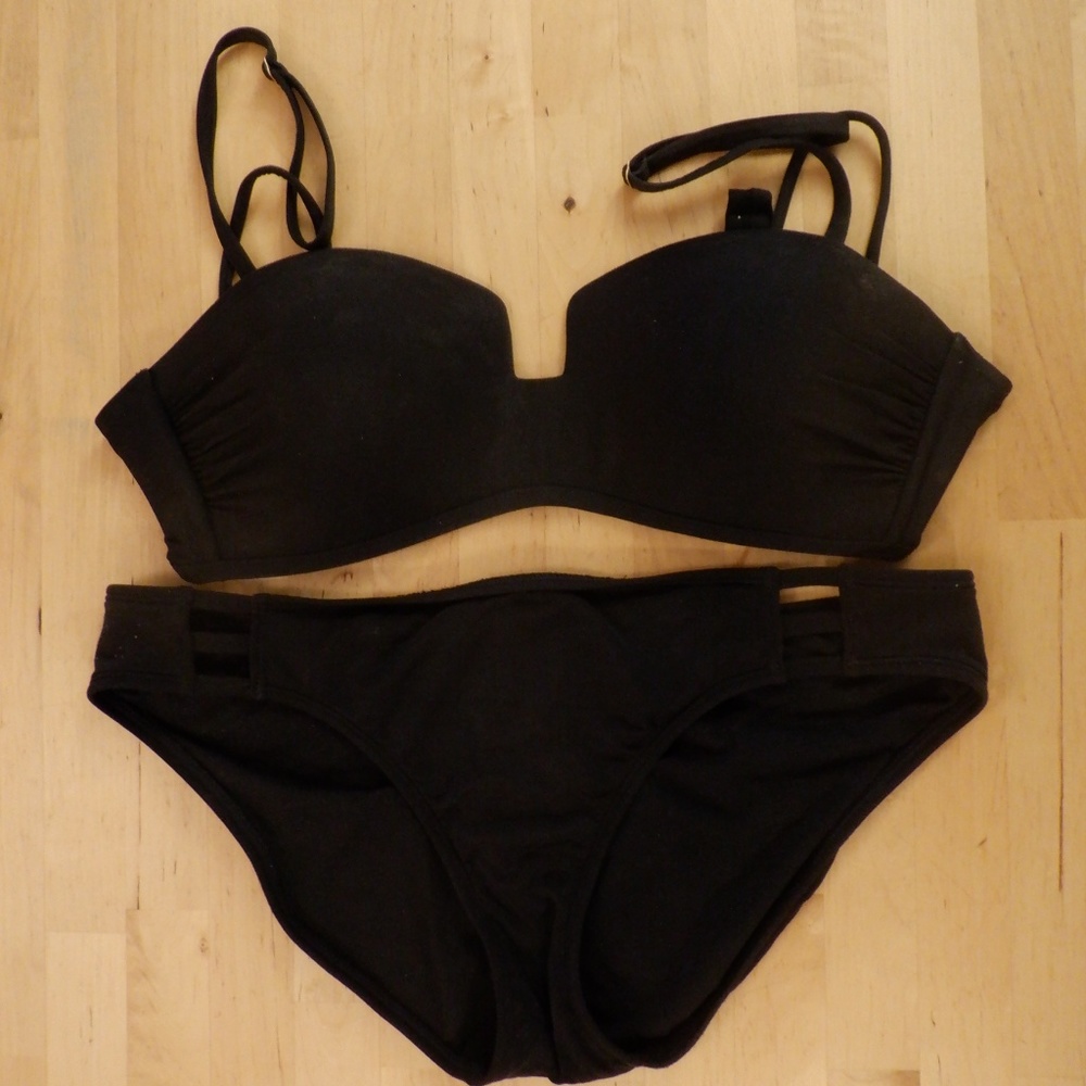 Athleta black Aqualuxe bikini, square plunge, M